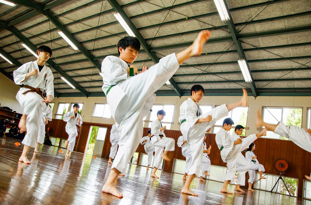 武道経験のない生徒でも丁寧に指導・サポート