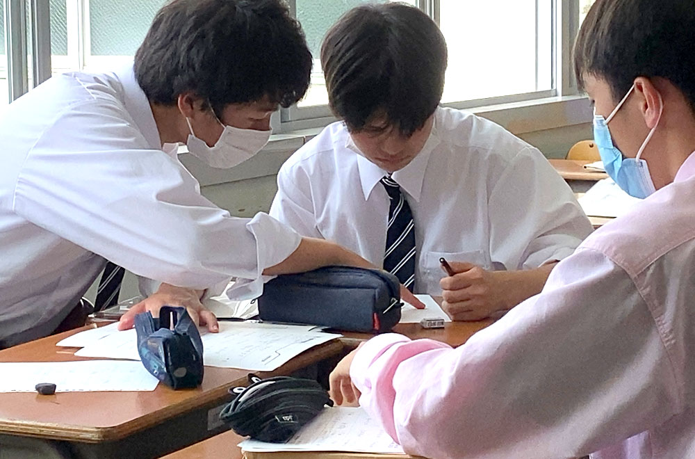 グループ学習を通して学習習慣定着と学力向上を目指す